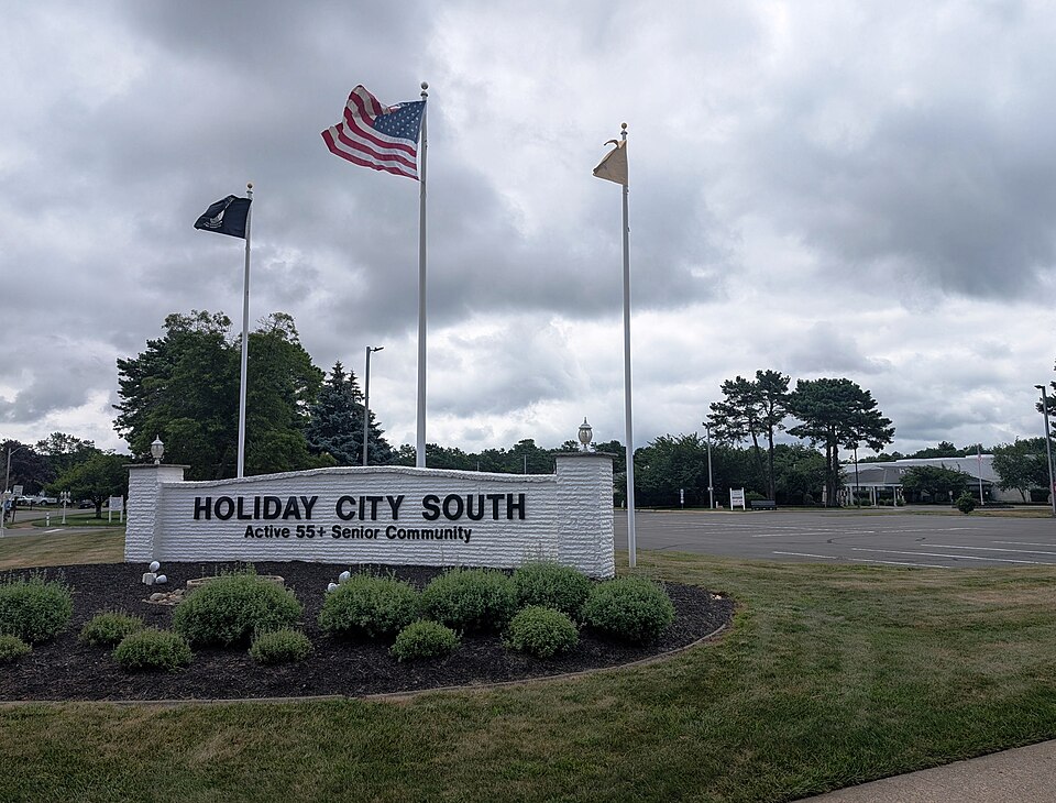 Holiday City South